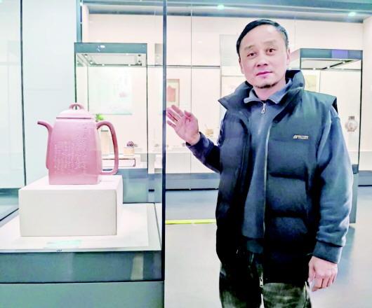 林成余、李学银紫砂作品入展滁州市博物馆