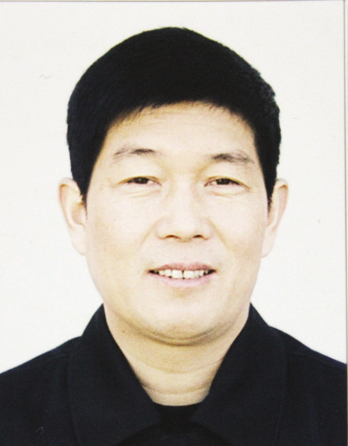 张发源 安徽源牌实业(集团)有限责任公司董事长