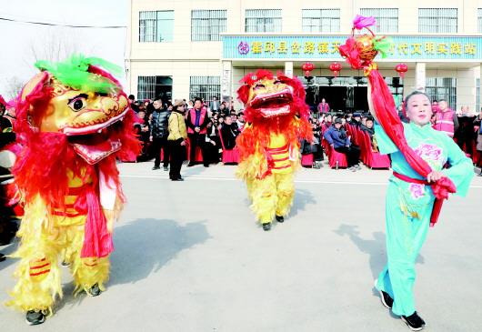 年味送下乡 春风润田畴——2026年六安市暨霍邱县文化科技卫生“三下乡”集中示范和“我们的节日·春节”主题文化活动见闻